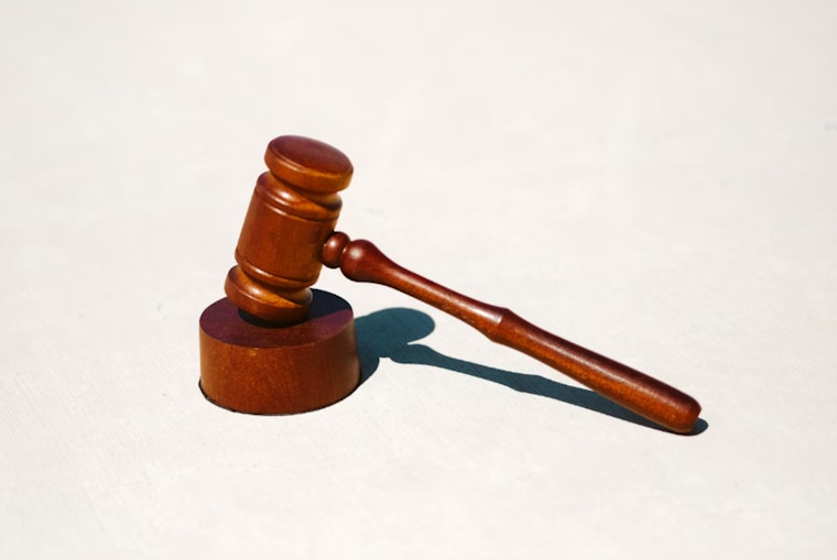 Florida Man Pleads Guilty to Assaulting Officers during Capitol Riot