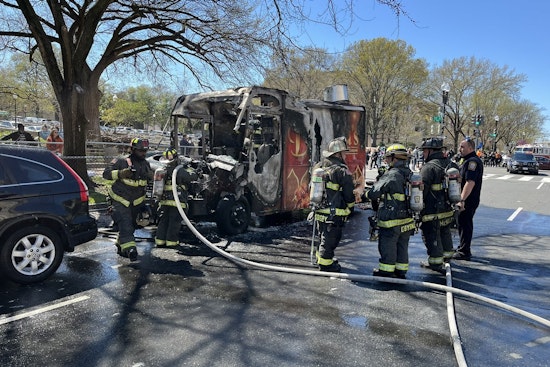 Food Truck Flames Ravage Eats Near Washington Monument, One Hospitalized