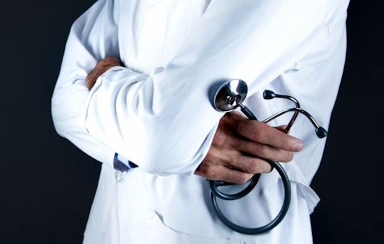 Former Antelope Valley Doctor Sentenced to Over 3 Years for Illegally Issuing Prescription Drugs
