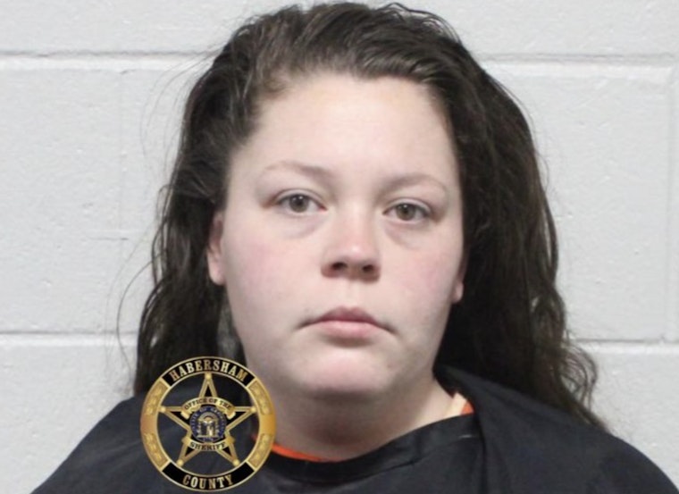 Georgia Prison Officer Charged with Smuggling Cell Phone, Cigarettes to Inmate