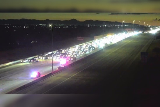 Gilbert Traffic Disrupted as Man Arrested After US 60 Crash Near Val Vista Drive