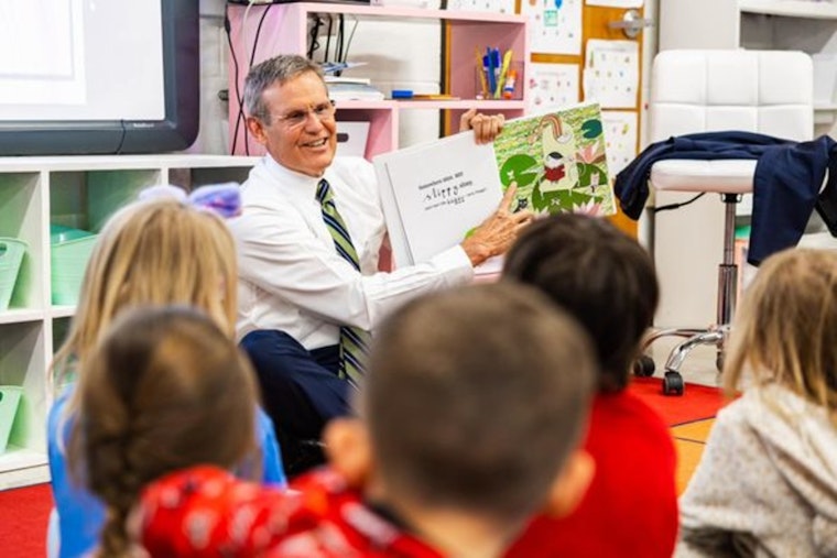 Gov. Bill Lee Declares March Literacy Month, Commits Over $33M to Tennessee Reading Programs
