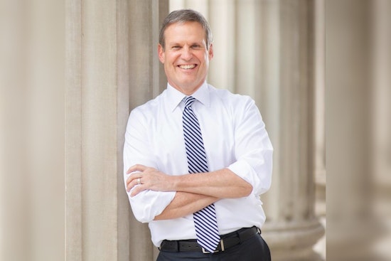 Gov. Bill Lee Ushers in New Era of Hemp Regulation with 21-and-over Purchase Law in Tennessee