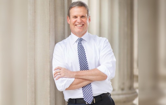 Gov. Bill Lee Ushers in New Era of Hemp Regulation with 21-and-over Purchase Law in Tennessee