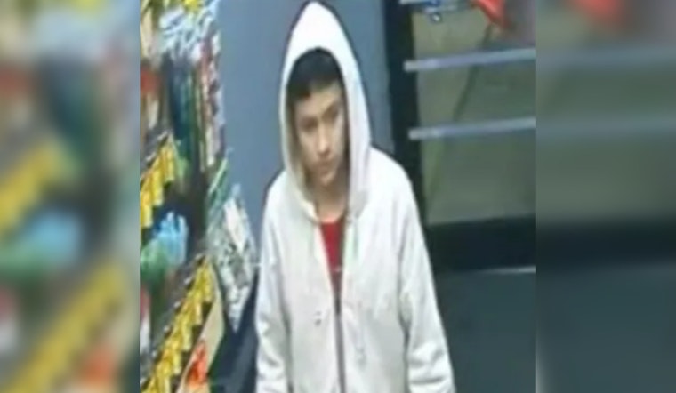 Gwinnett County Police Seek Second Suspect in Norcross Vape Shop Robbery