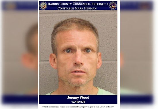 Harris County Deputies Arrest Man Suspected of Evading and Robbery After Foot Chase