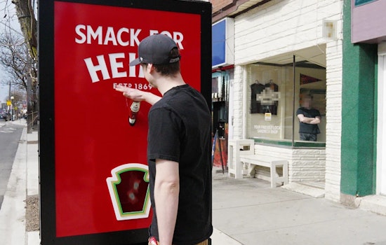 Heinz Stirs the Pot in Chicago with Ketchup Dispensing Billboards at Naval Pier and Wieners Circle