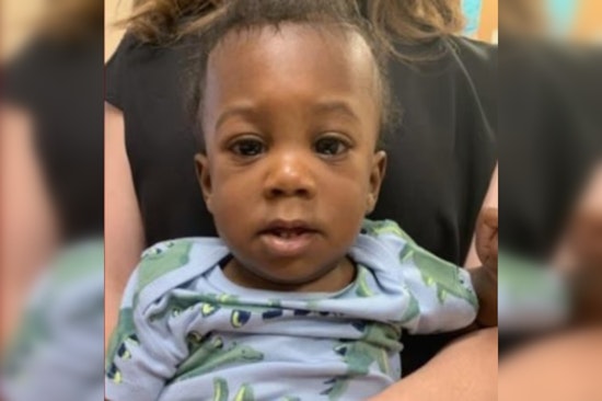 Houston Authorities Search for Parents After Infant Found Abandoned on Doorstep in Southeast Area