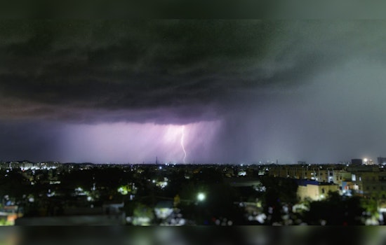 Houston Braces for Severe Weather, Possible Tornadoes and Hail