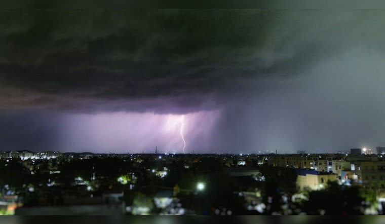 Houston Braces for Severe Weather, Possible Tornadoes and Hail