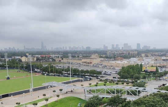 Houston Enjoys Mild Temps and Sunny Skies, No Severe Weather in Sight