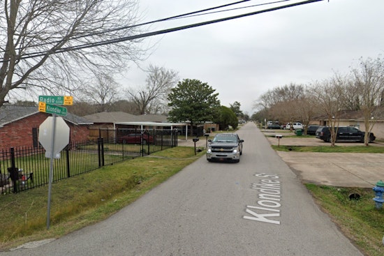 Houston Firefighters Battle Blaze in Greater Hobby Area, Estimated $180K in Damage