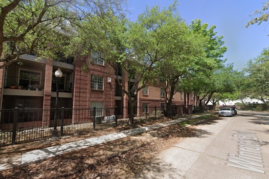 Houston Firefighters Quell Uptown Apartment Blaze, Rescue Pet With No Injuries Reported