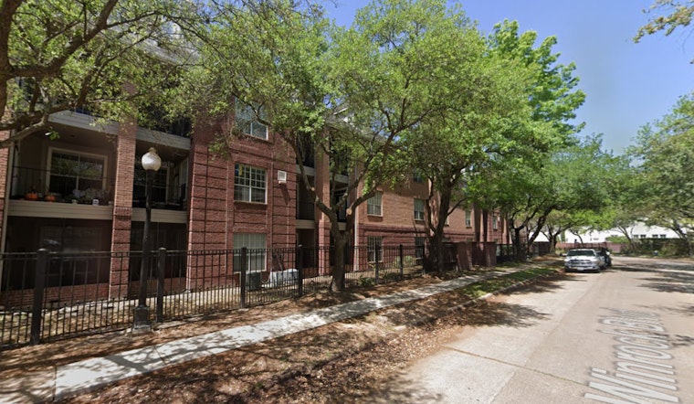 Houston Firefighters Quell Uptown Apartment Blaze, Rescue Pet With No Injuries Reported
