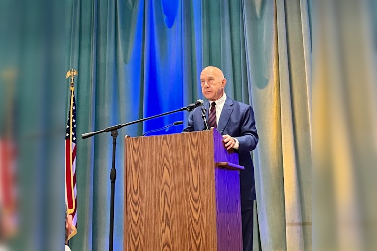 Houston Iftar Dinner Marred by Protests Over Mayor Whitmire's Stance on Gaza Ceasefire