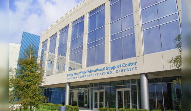 Houston ISD Enrollment Drops by 6,000 Amid Implementation of New Education System and State Takeover