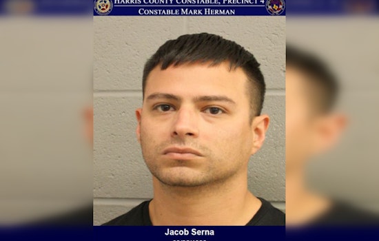 Houston Man with Misdemeanor Warrants Arrested After High-Speed Chase, Faces Felony Evading Charge