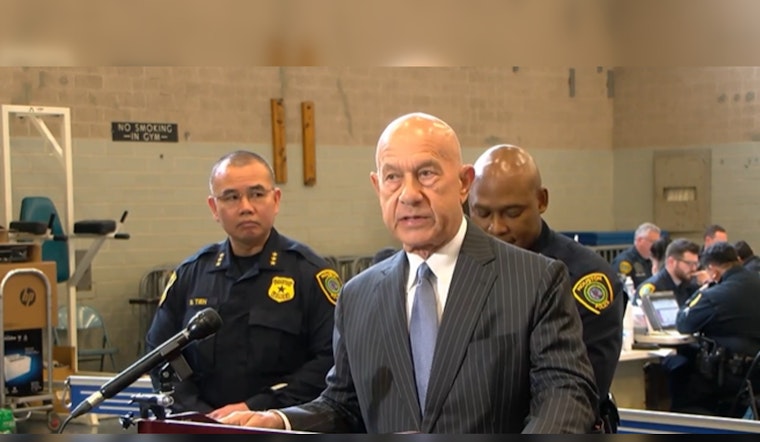 Houston Mayor Sets Up Review Committee Amid Police Department's Backlog Crisis