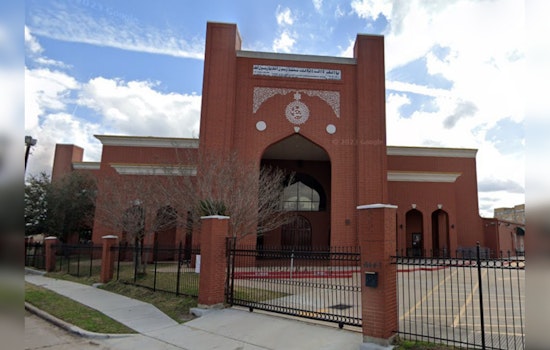 Houston Mosque Struck by Stray Bullets During Nearby Shooting as Ramadan Celebrations Begin