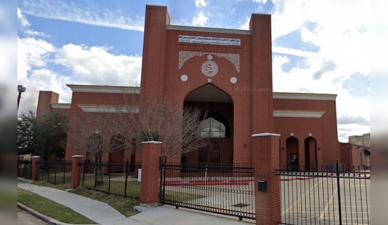 Houston Mosque Struck by Stray Bullets During Nearby Shooting as Ramadan Celebrations Begin