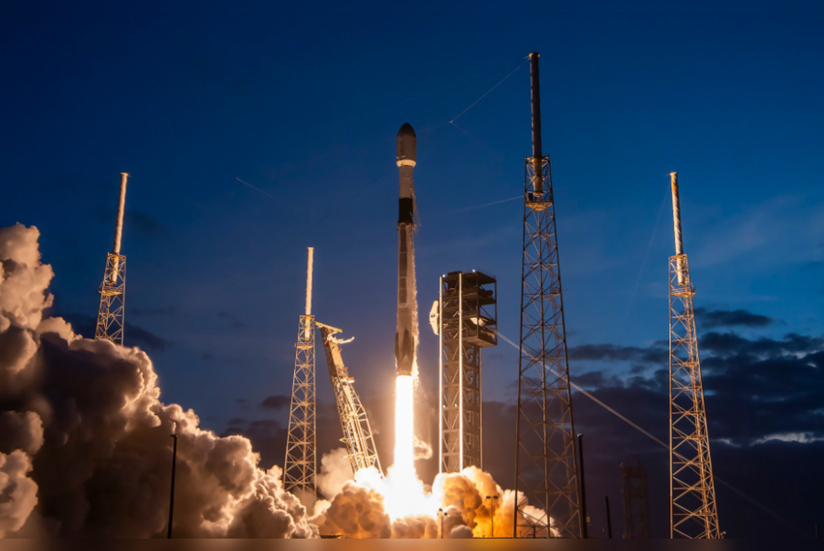 Houston Sky Illuminated by SpaceX Rocket Deorbit Burn, Not UFOs,