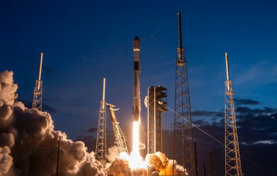 Houston Sky Illuminated by SpaceX Rocket Deorbit Burn, Not UFOs, Confirm Experts