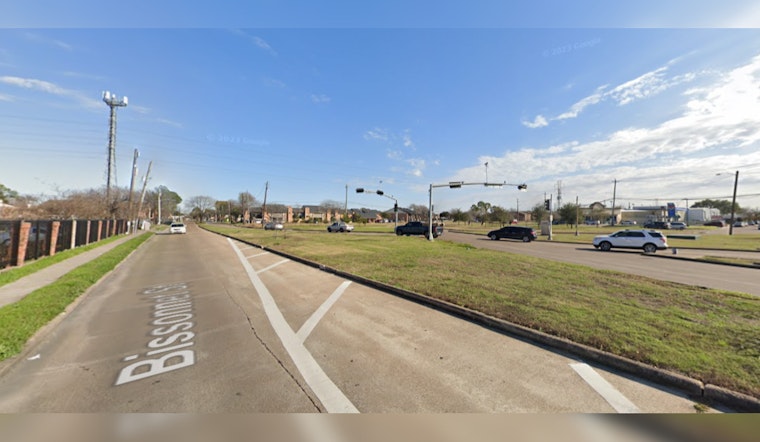 Houston's Bissonnet Track Gets Permanent Nightly Gates in Crime Reduction Effort