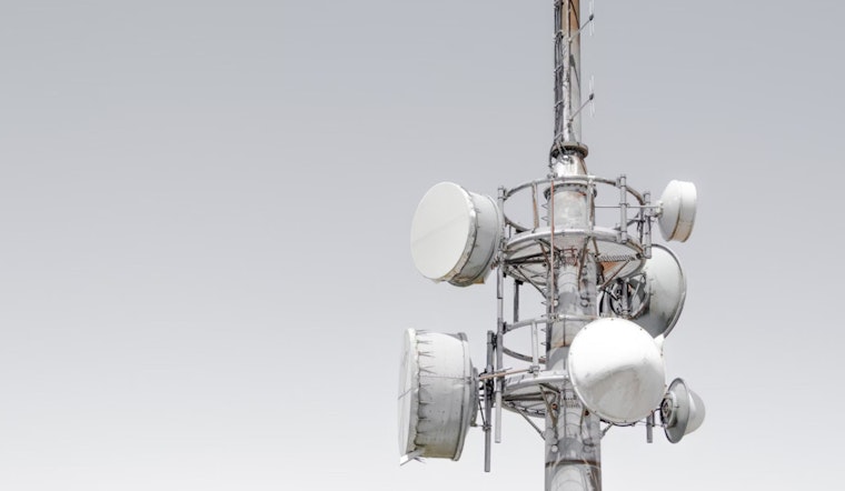 Houston's High-Stakes Heists as Copper Wire Thieves Scale Cell Towers, Posing as Workers to Disrupt Communications