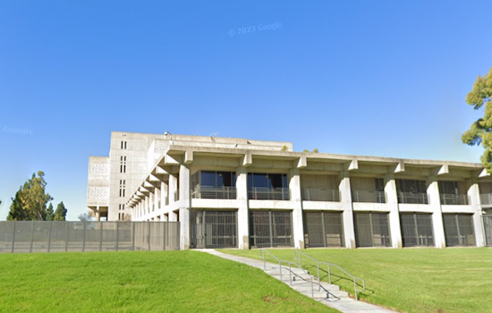 Inmate Dies After Being Hospitalized from Central Men's Jail in Santa Ana, Investigation Underway
