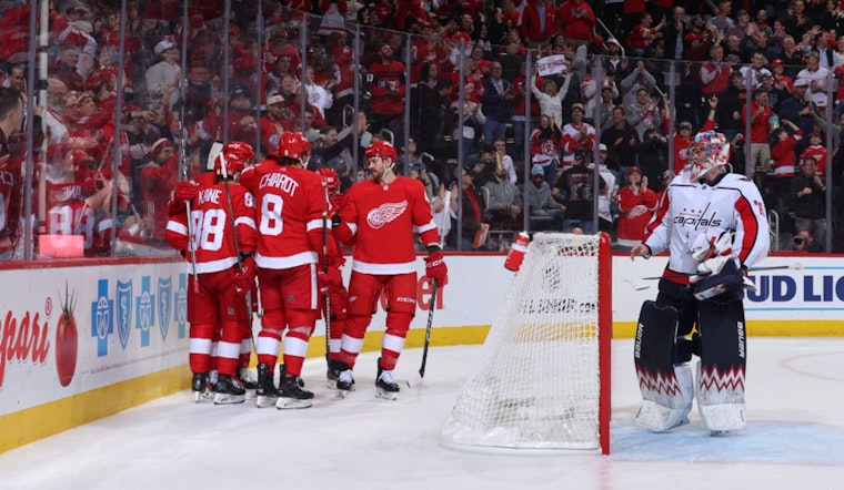Islanders Thwart Red Wings' Streak with 5-3 Victory, Barzal Scores Deciding Goal