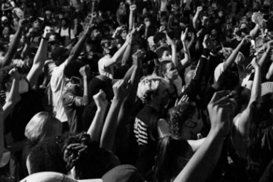 Istanbul Women Defy Ban with 'Feminist Night March' Demanding Equal Rights Amid Police Crackdown