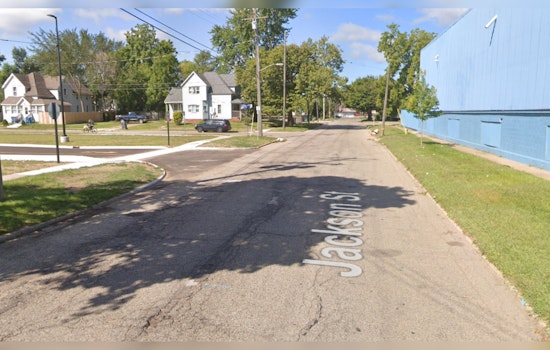 Kalamazoo Police Investigate Fatal Car Crash Tied to Gunshot, Urge Witnesses to Come Forward