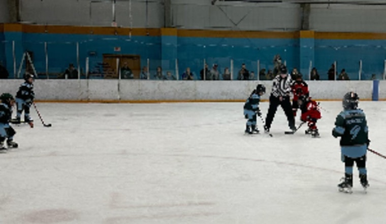 Knoxville Hosts Women’s College Hockey Classic, Fosters Young Female Talent on the Ice
