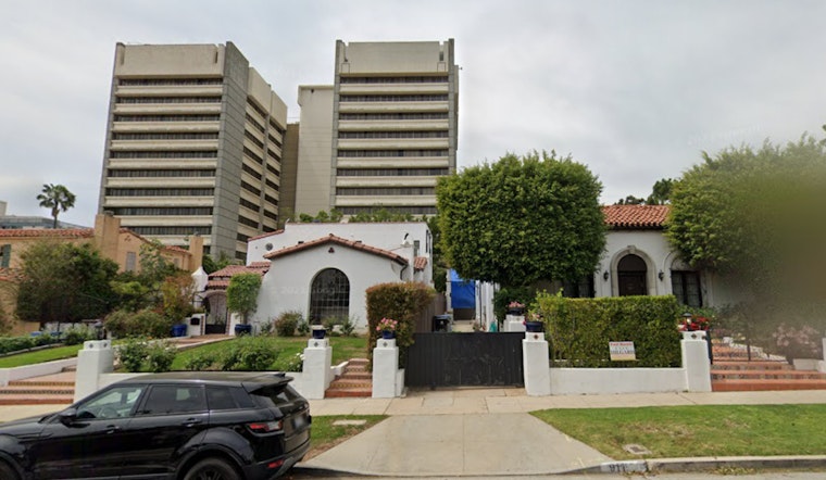 LAFD Quickly Extinguishes Westwood Residence Blaze; No Injuries Reported