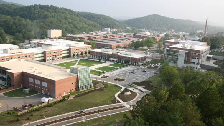 Laser Sleuthing at Oak Ridge, Scientist's High-Tech Trick Bags Texas Killer