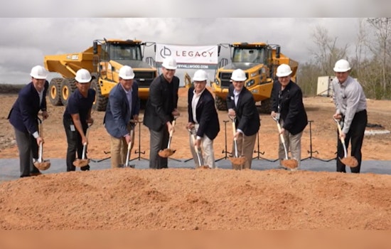 League City's Landscape Transformation: Hillwood Creates $1B Legacy Development with Homes and Waterways