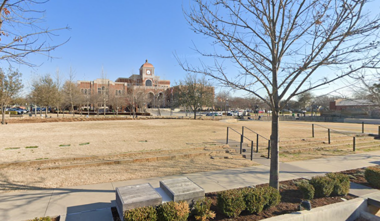 Lewisville Seeks Volunteers for ColorPalooza Event Showcasing Community Spirit and Environmental Stewardship