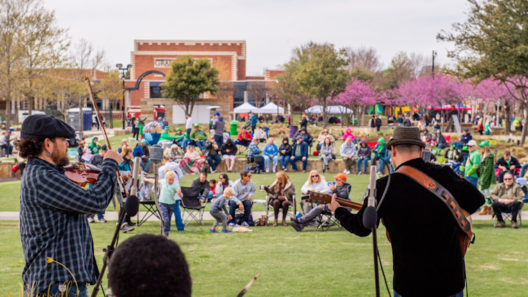 Lewisville Set to Dazzle with SOLARbration Eclipse Event Featuring Concerts and Family Fun