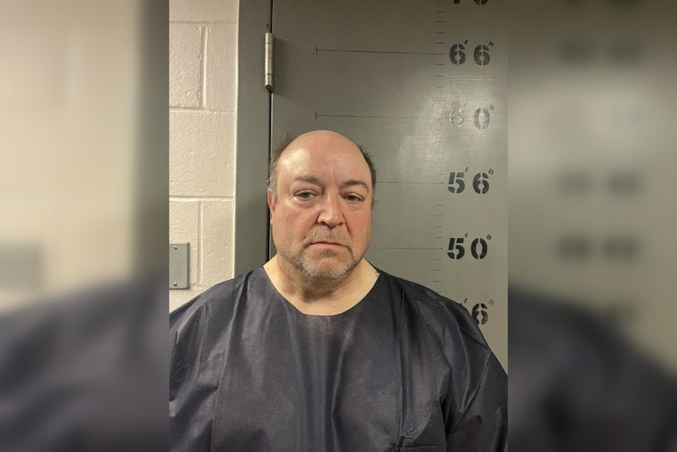 Londonderry Man, with History of Animal Cruelty, Arrested After 5 Cats Found Dead, 2 in Critical Condition