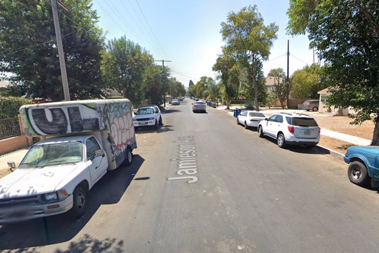 Los Angeles Detectives Seek Leads in San Fernando Valley Shooting Death on Jamieson Avenue