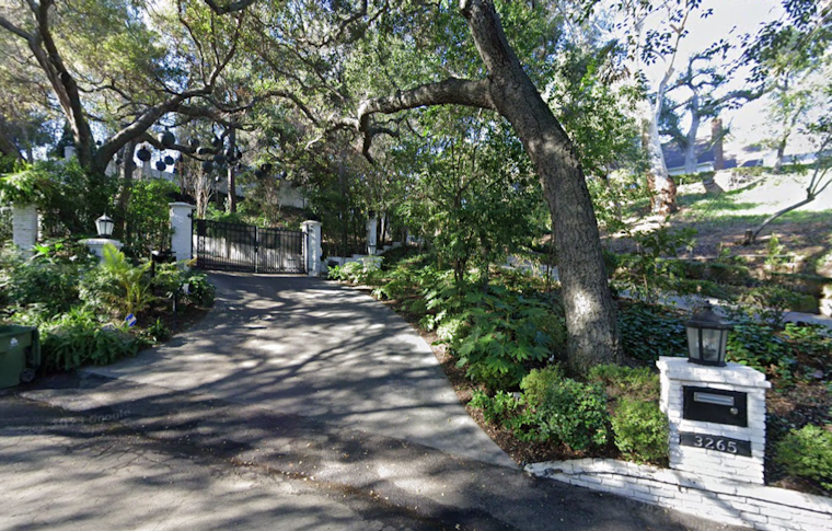 Los Angeles Firefighters Battle Intense Studio City House Fire, One Injured