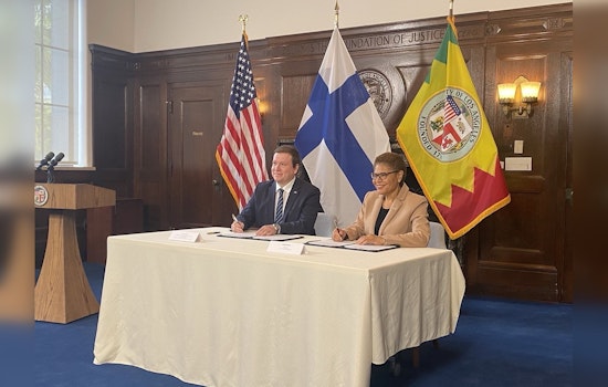Los Angeles Mayor Karen Bass Teams Up with Finland's Trade Minister to Forge Transatlantic Climate Alliance