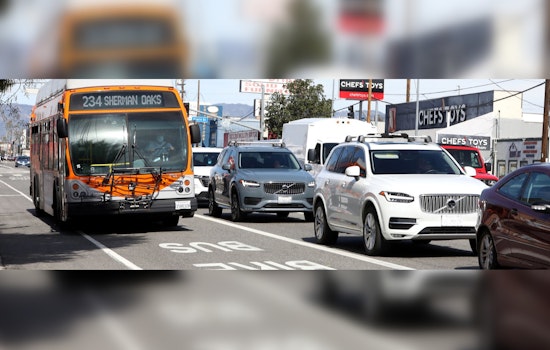 Los Angeles Unveils New Bus Priority Lanes on Sepulveda Boulevard to Accelerate Commutes