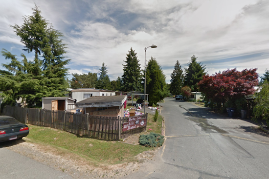 Lynnwood Residents Face Costly Repairs as Windstorm Fells Tree on Mobile Homes, Red Cross Assists Displaced Families