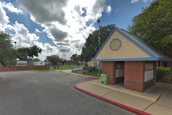 Man Critically Injured in Crossfire During Vehicle Shootout in San Antonio