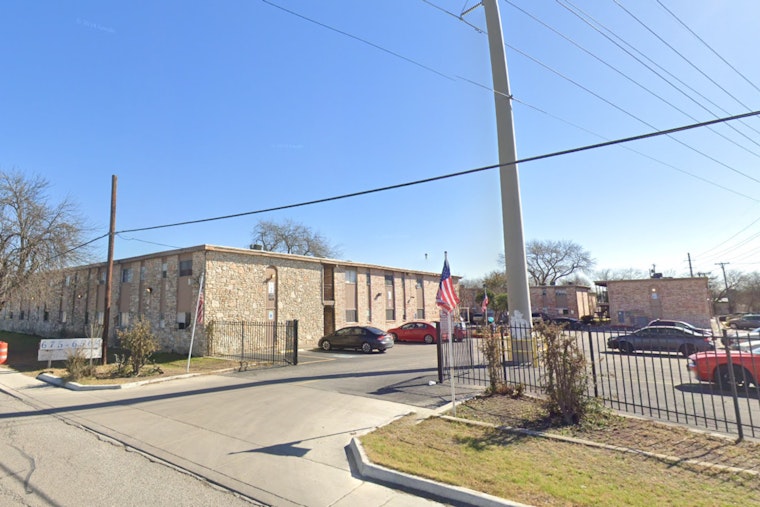 Man Fatally Shot Following Dispute at San Antonio Apartment Complex, Suspect at Large