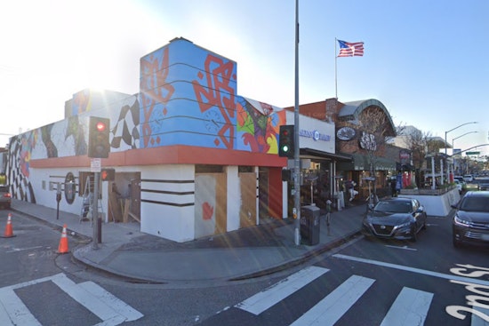 Man Fatally Stabbed in Altercation at Dave's Hot Chicken in Long Beach, Suspect Sought by Police