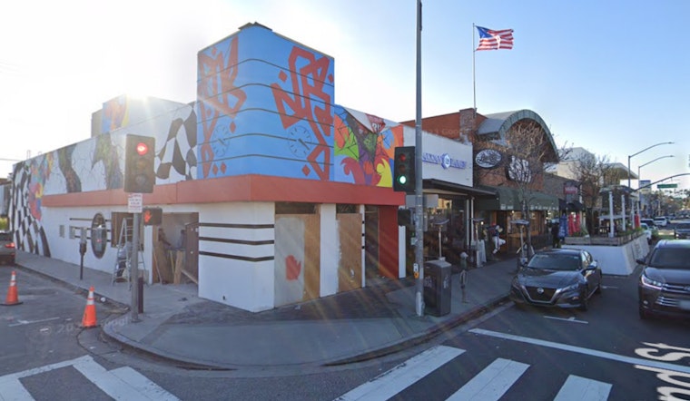 Man Fatally Stabbed in Altercation at Dave's Hot Chicken in Long Beach, Suspect Sought by Police