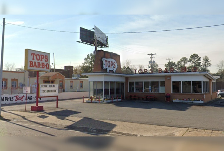 Man in Critical Condition After Daylight Shooting in Memphis Restaurant Parking Lot