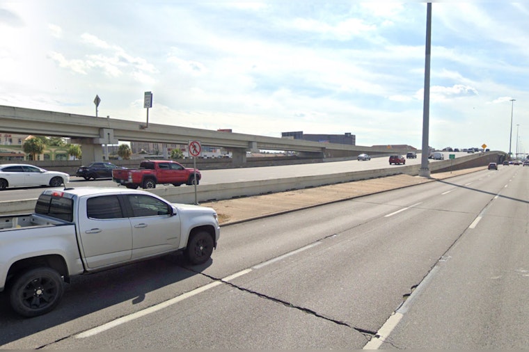 Man Killed in Multivehicle Collision on Southwest Freeway in Houston